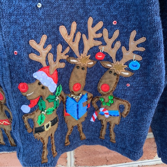 Festive singing & partying reindeer zip up sweater. Size XL - Picture 1 of 7